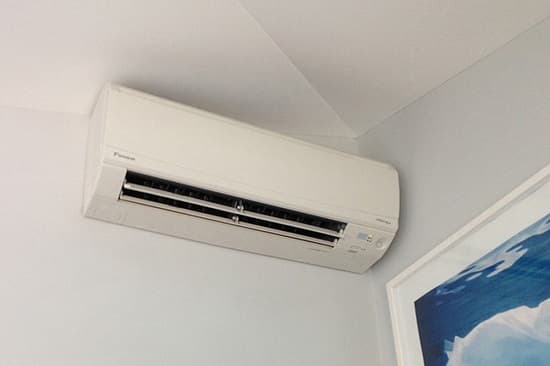 Condizionatore installato in un ambiente domestico